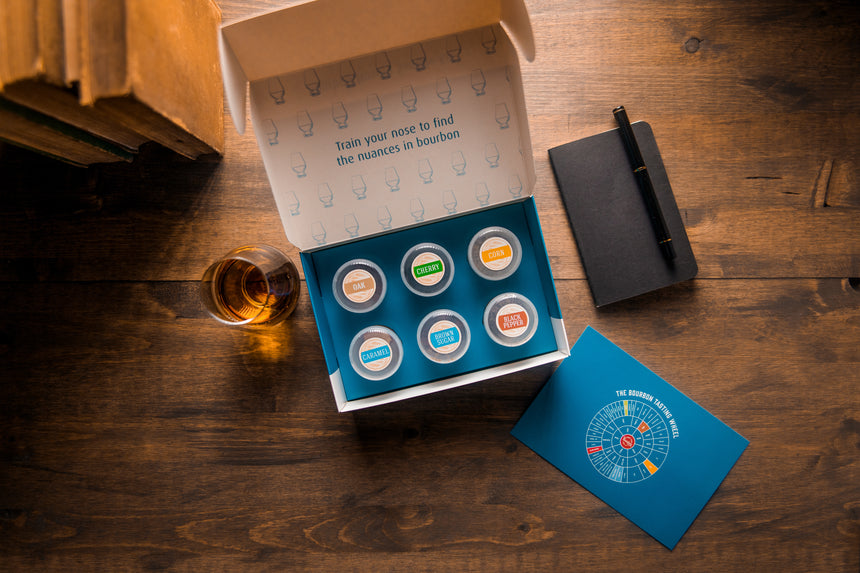 Bourbon Nosing Sample Kit, Lid Open
