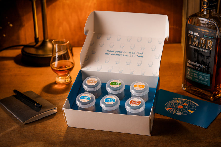 Bourbon Nosing Sample Kit, Lid Open
